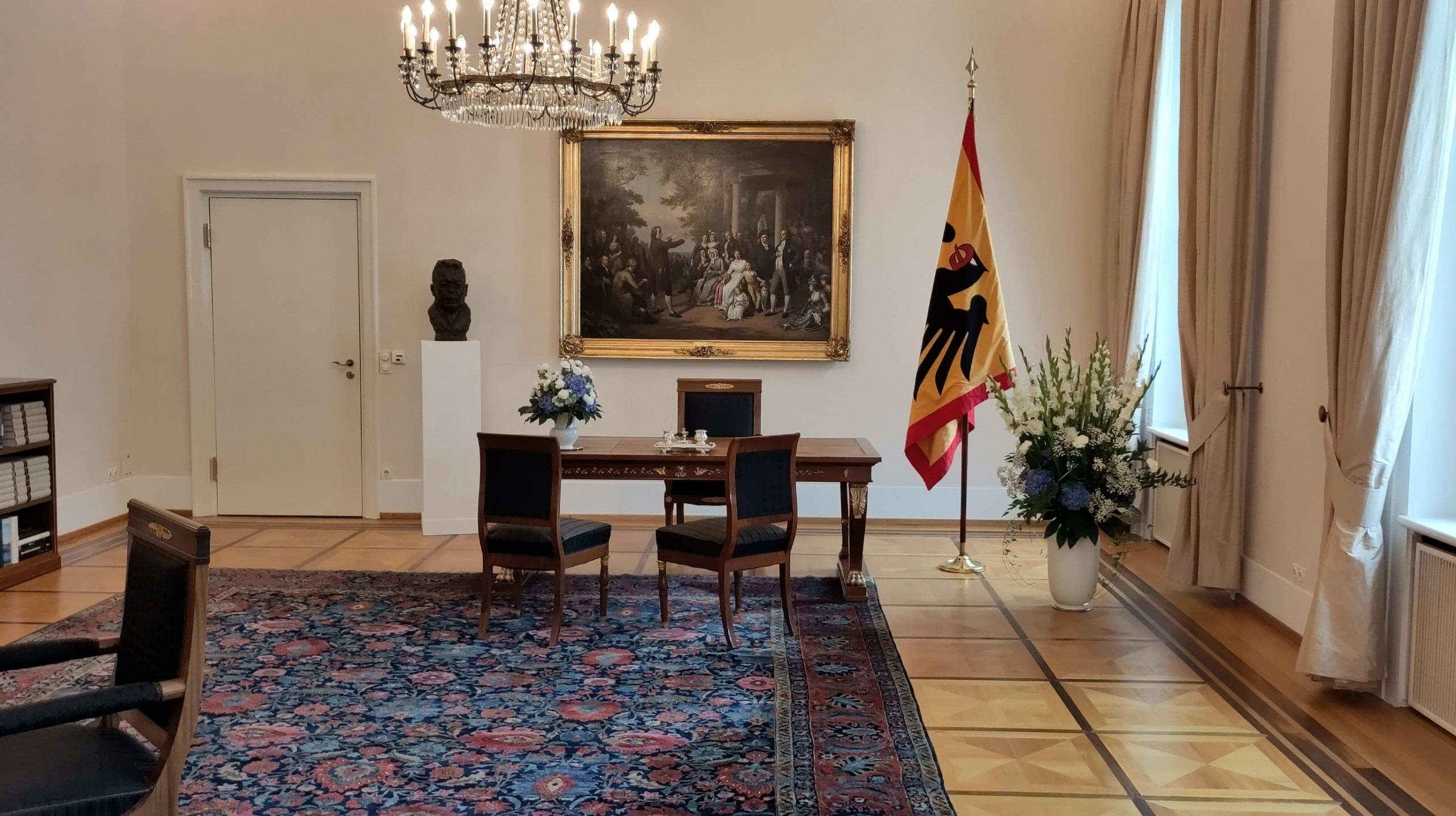 Amtszimmer (1)